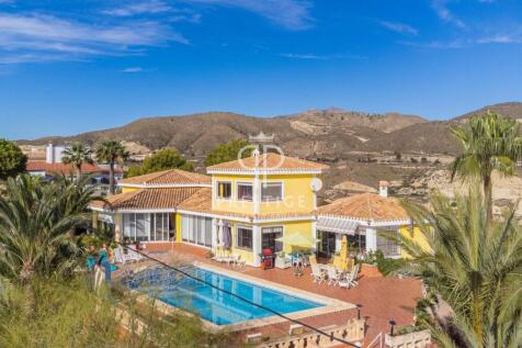Property Image 9