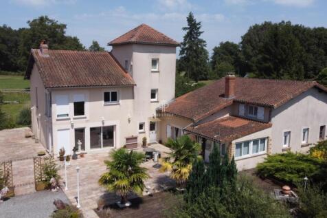 Property Image 4
