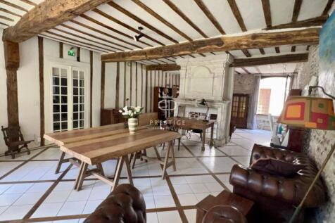 Property Image 4
