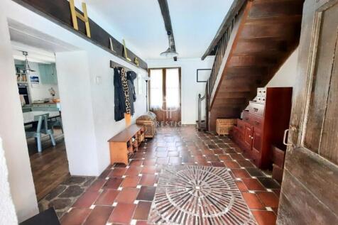 Property Image 8