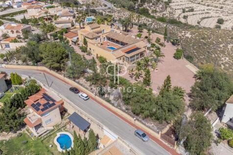 Property Image 9