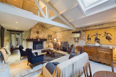 Property Image 11