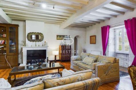 Property Image 4