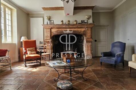 Property Image 4