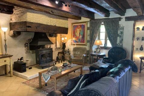 Property Image 4