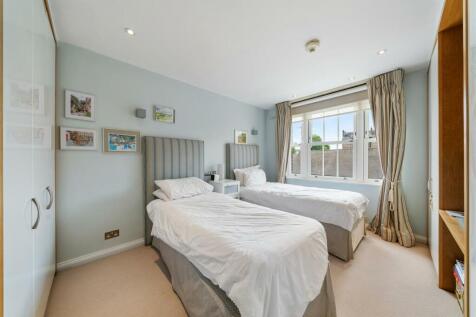 Naesby Close-No Watermark-10.jpg