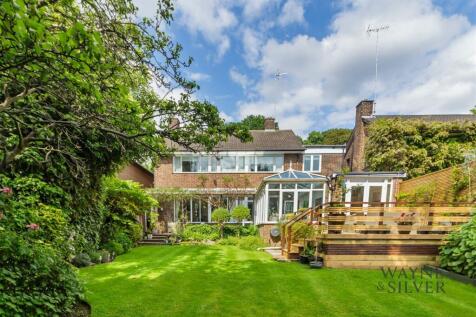 West Heath Gardens-7.jpg