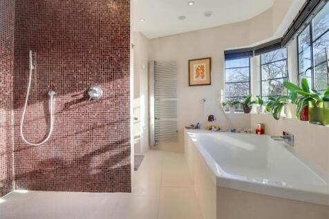 ENSUITE.jpg
