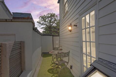 terrace-1.jpg