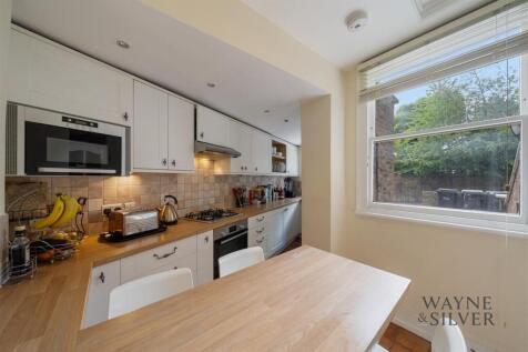 Holly Hill, NW3
