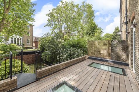 BALCONY1 (2).jpg