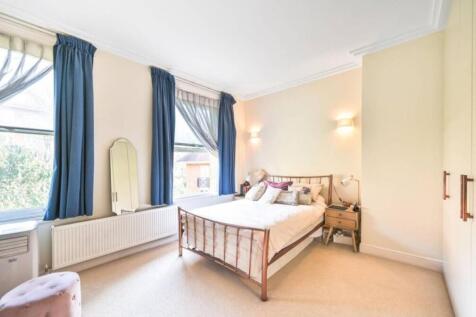 bedroom clean.jpg