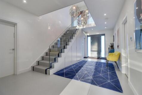 FOYER.jpg