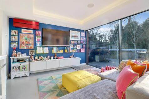 PLAY AREA.jpg