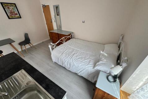 Room 3 (Ensuite Room)