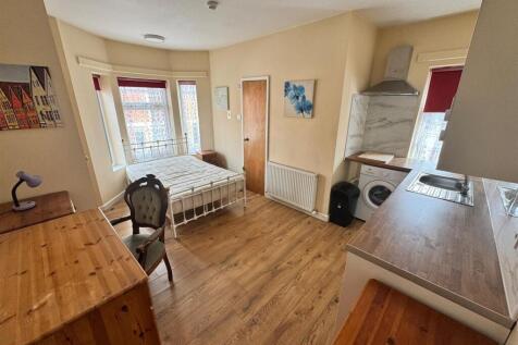 Room 5 (Ensuite Room)