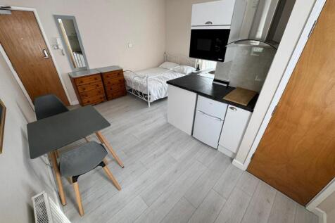 Room 3 (Ensuite Room)