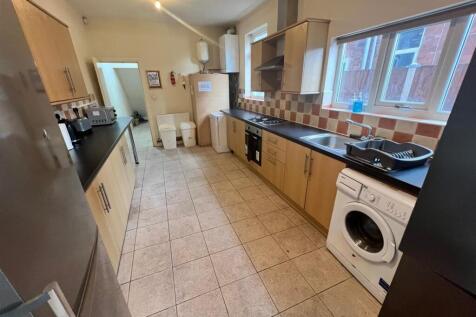 188-kitchen2.jpeg