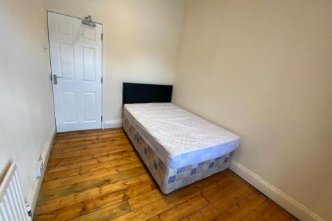 Bedroom 4 - First Floor