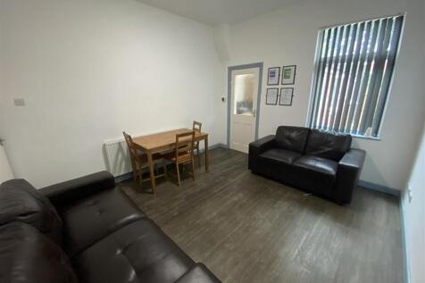 Lounge &amp; Dining Area