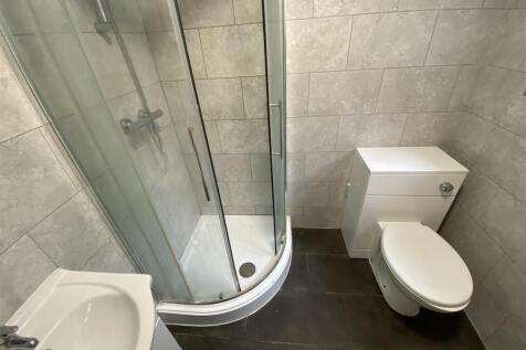 Separate Shower Room for Room 1