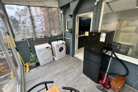 CONSERVATORY / LEAN TO