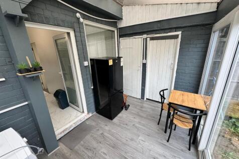 CONSERVATORY / LEAN TO