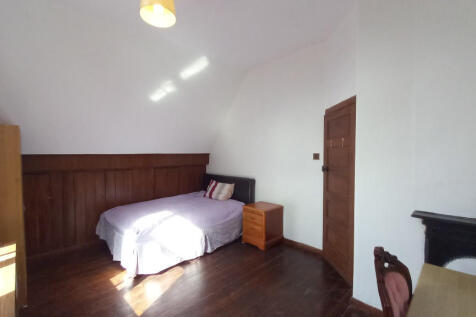 FRONT BED 2