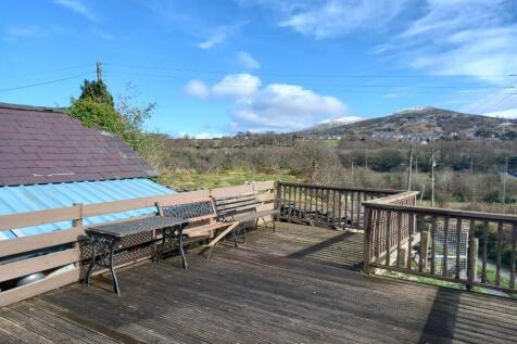 DECKING 