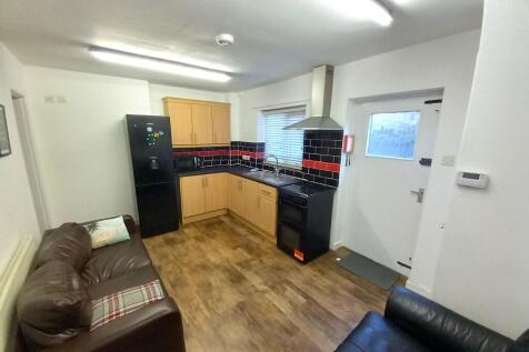 LOUNGE/KITCHEN