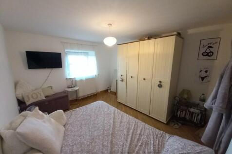 1 - BED 4