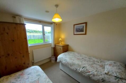 3 - BEDROOM 2