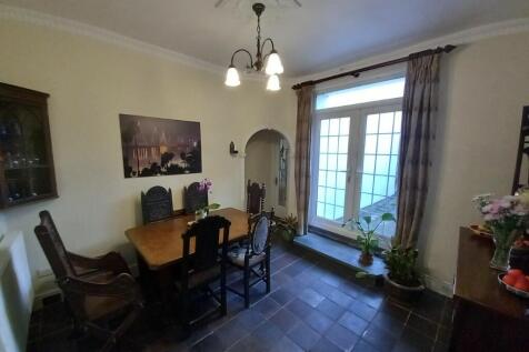 BREAKFAST ROOM