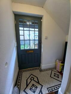 VESTIBULE