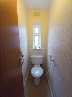 SEPARATE WC