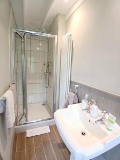 EN-SUITE 2
