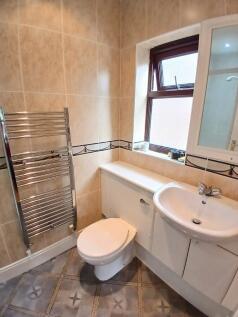EN-SUITE 2