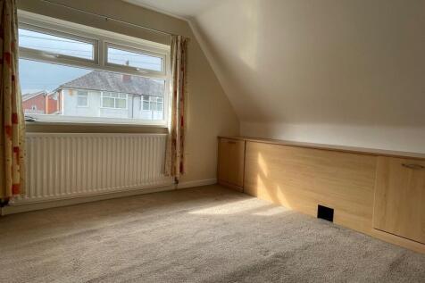 Main bedroom2