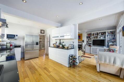 kitchen (1).jpg