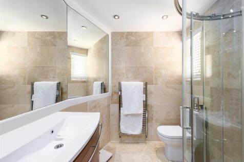 bathroom (2).jpg