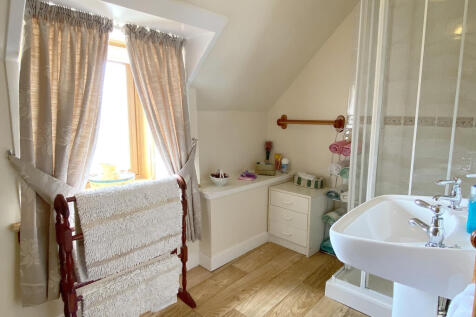 Shower Room 1