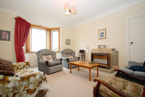 lounge 1