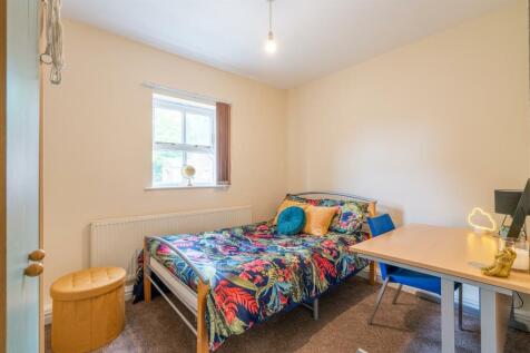 Bedroom 2.jpg