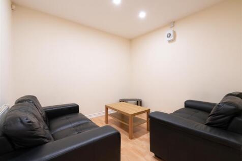 Living Room.jpg