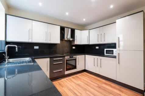 Kitchen - 2.jpg