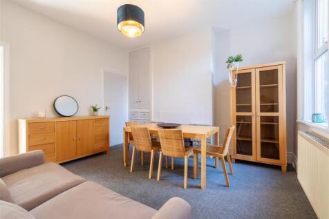30 Upperthorpe Dining Room.jpg