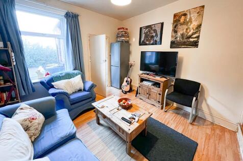 Living Room Student Accomodation Sheffield .jpg