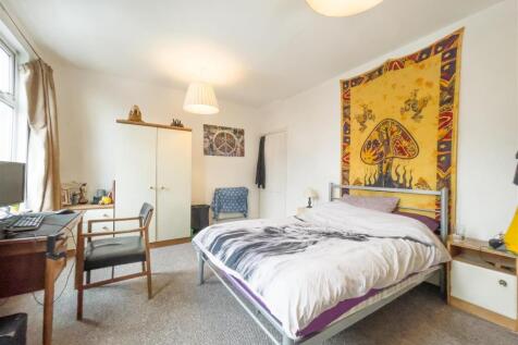 42 Pinner Road_-3.jpg