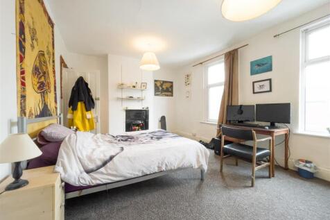 42 Pinner Road_-4.jpg