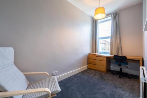 Bedroom 3&#39;s Study_.jpg